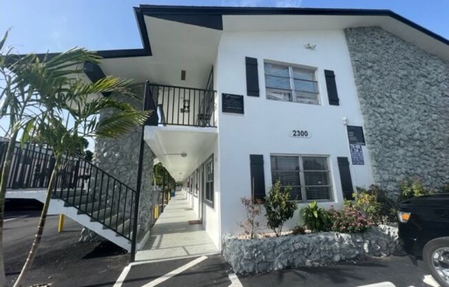 1 bed, 1 bath, 550 sqft, $1,595, Unit 2300-102