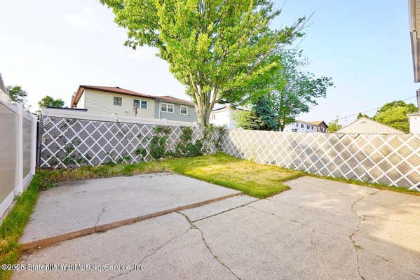 437 KATAN AVE