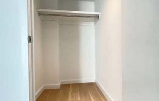 567 OCEAN AVE