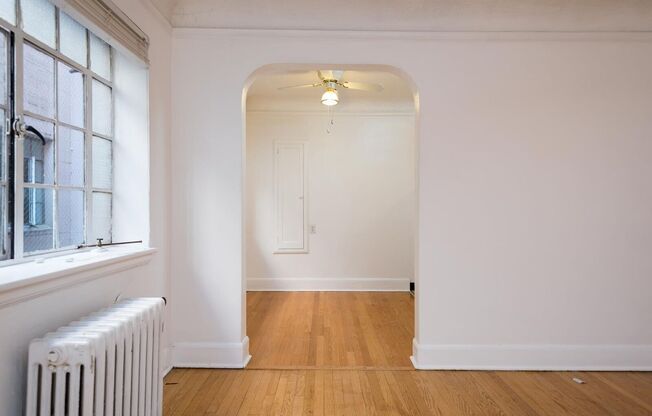 Studio, 1 bath, 485 sqft, $1,195, Unit 406