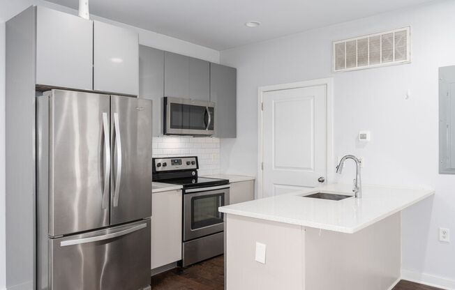 1 bed, 1 bath, 422 sqft, $1,545, Unit Unit 1