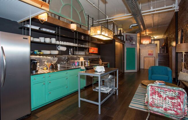 One of a Kind Furnished Condo in the Heart of Downtown Nashville's Historic Printer's Alley $2950 per month