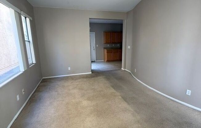 3 beds, 2.5 baths, $2,300