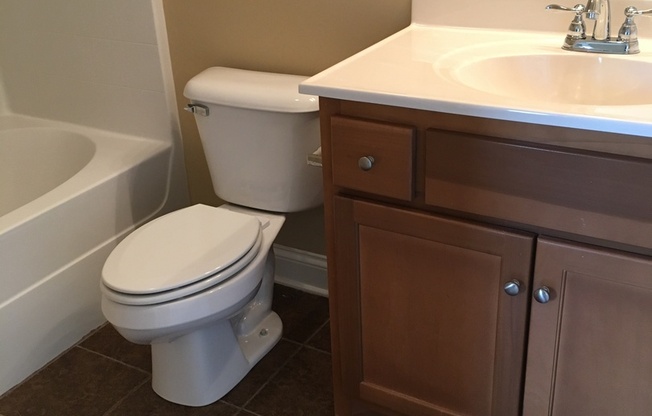 2 beds, 2.5 baths, 1,115 sqft, $1,055, Unit 031