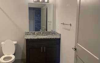 2 beds, 2 baths, 975 sqft, $1,890