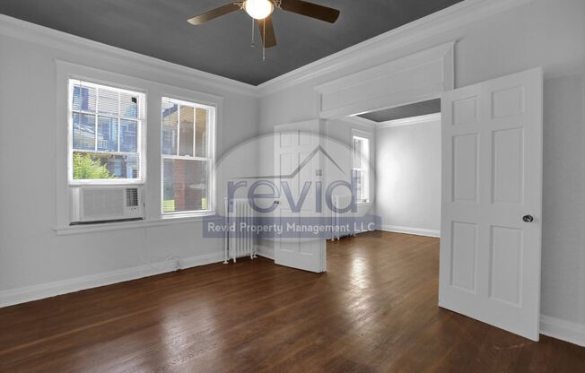 2 beds, 1 bath, 950 sqft, $995, Unit 308-3