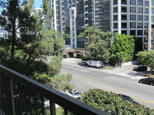 10747 Wilshire Blvd