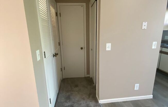 2 beds, 1.5 baths, 750 sqft, $1,219, Unit 12706C