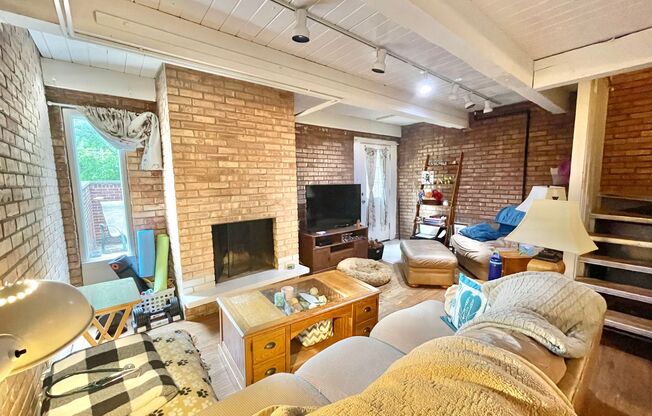 806 S. Loomis St