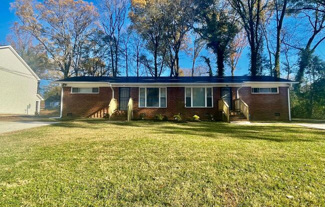 Welcome to Burgess2937, A Newly renovated charming 2-bedroom, 1-bathroom Duplex located in the vibrant city of Charlotte, NC