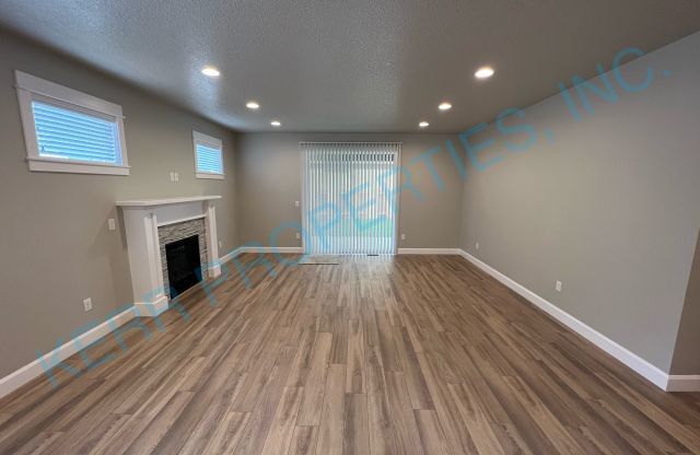 2087 SE SILVER SPG RD