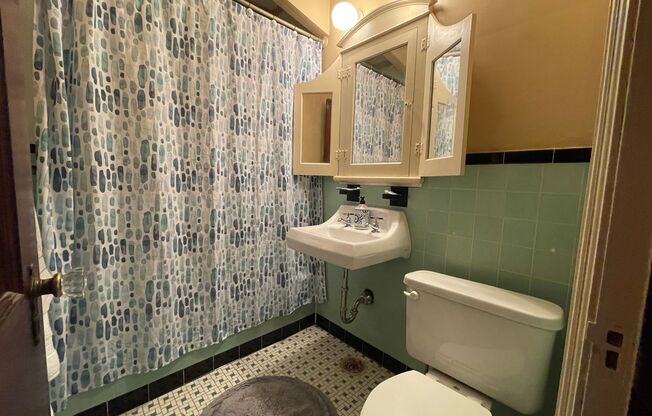 1 bed, 1 bath, 650 sqft, $895, Unit Unit 306 A650