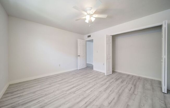 2 beds, 1 bath, 783 sqft, $2,075, Unit 19