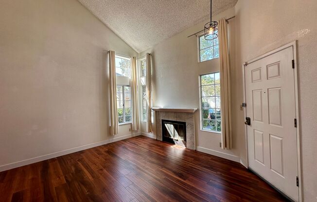 NEWARK GEM! 2 Bedroom 2 bath !