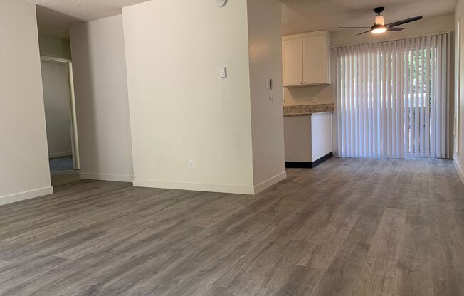 #378 LINCOLN SQUARE APARTMENTS