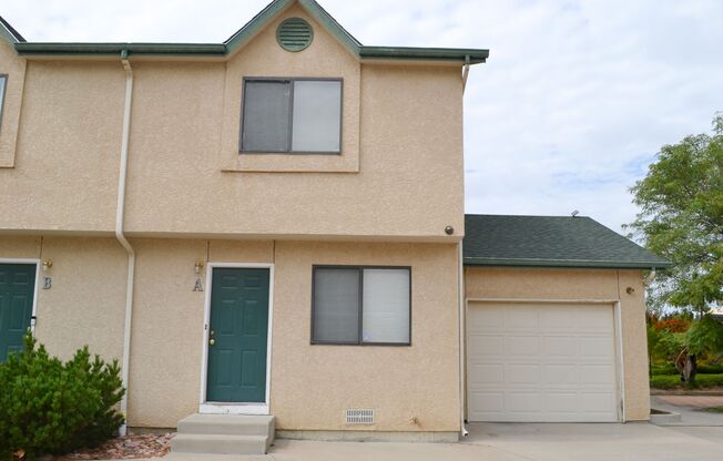 Spacious 2 Bed / 2 Bath Townhomes in East Pueblo!