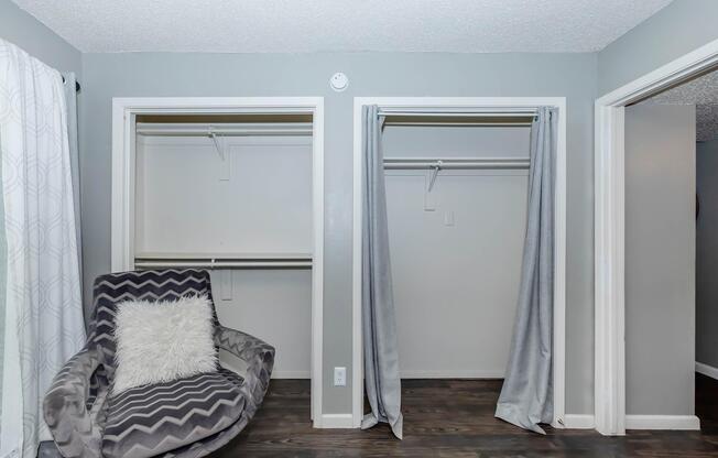 2 beds, 2 baths, 996 sqft, $1,042