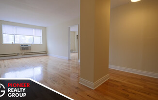 660 W Wrightwood Ave