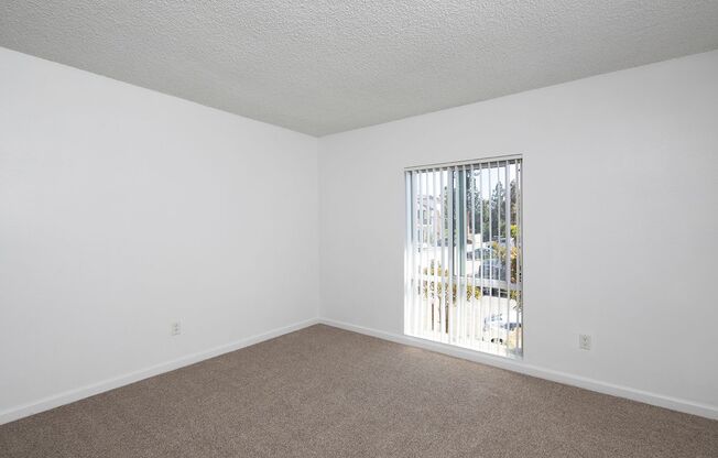 3 beds, 2 baths, 1,186 sqft, $2,895, Unit F-08