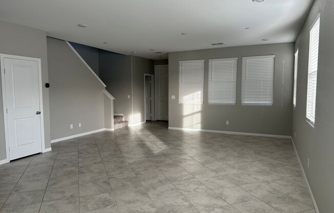 Upgraded, 3 bedroom Inspirada Townhome