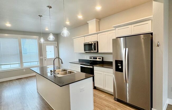 2 Bedroom 2.5 Bathroom Duplex in the Annafeld Subdivision