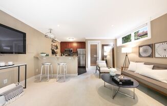 Waterfront Studio Kirkland Available for Rent!