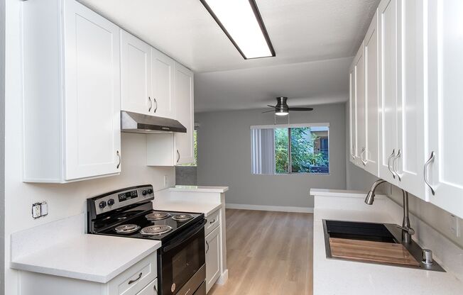 1 bed, 1 bath, 660 sqft, $1,995, Unit 214