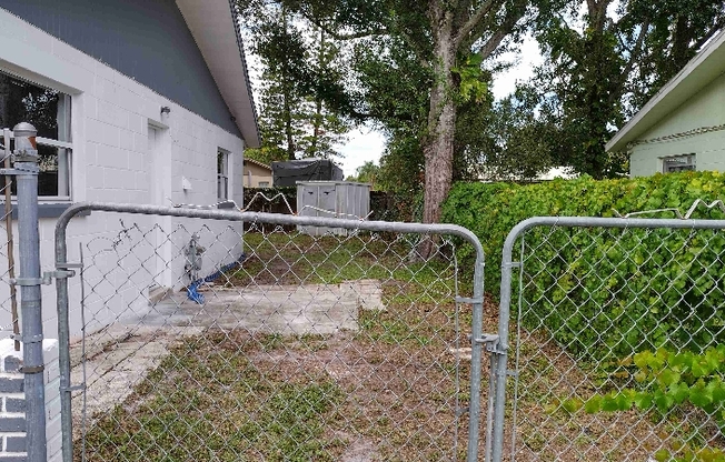 6477 146 AVE N