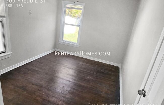 3 beds, 1 bath, $1,549