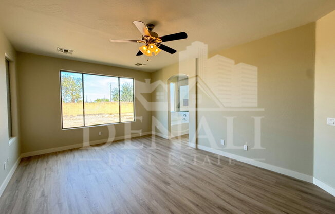 4 beds, 2 baths, 2,271 sqft, $2,095