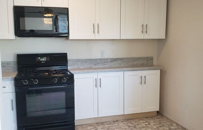 1 bed, 1 bath, $1,850, Unit 4714