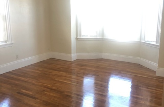 286 Beacon St.