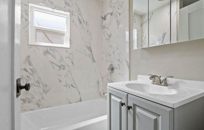 1 bed, 1 bath, 512 sqft, $1,795, Unit C