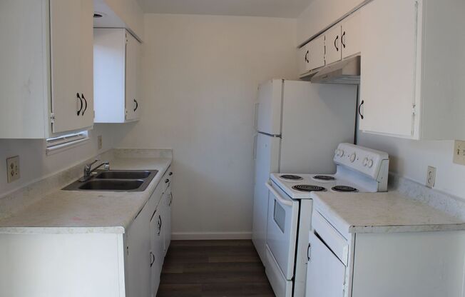 2 beds, 1 bath, $1,500