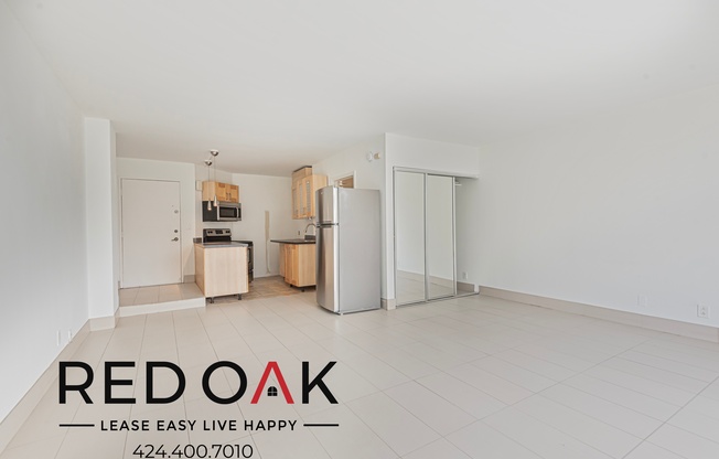 3949 Los Feliz Blvd