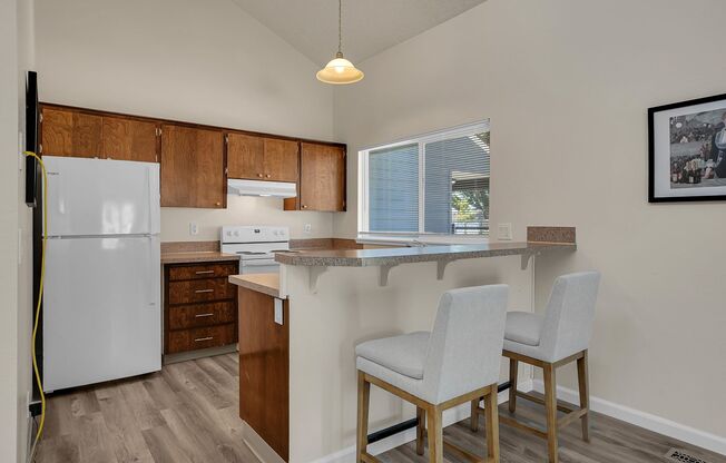 2 beds, 1.5 baths, 1,050 sqft, $2,049, Unit 214-774C