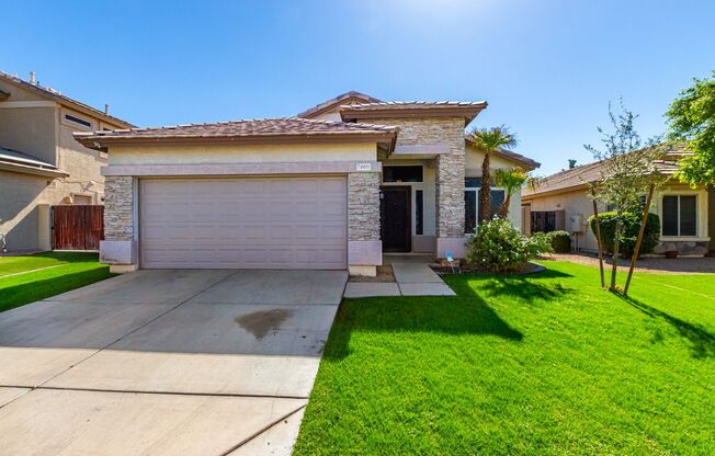 Coming soon! Charming Ocotillo Gem: 3-Bed, 2-Bath Home with Vaulted Ceilings, Remodeled Kitchen, and Breathtaking Golf Course Views.