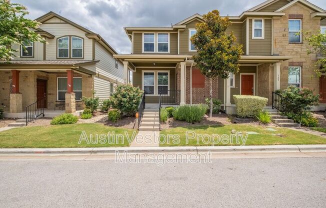 730 LOST PNES LN