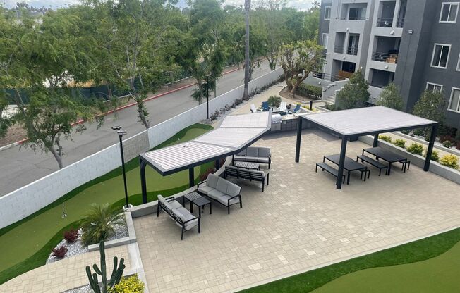 2 beds, 2 baths, 960 sqft, $3,420, Unit B-319