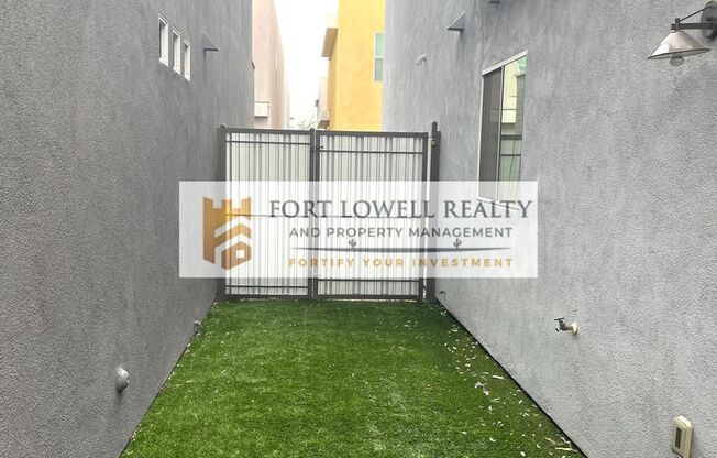 2 beds, 2.5 baths, $1,800