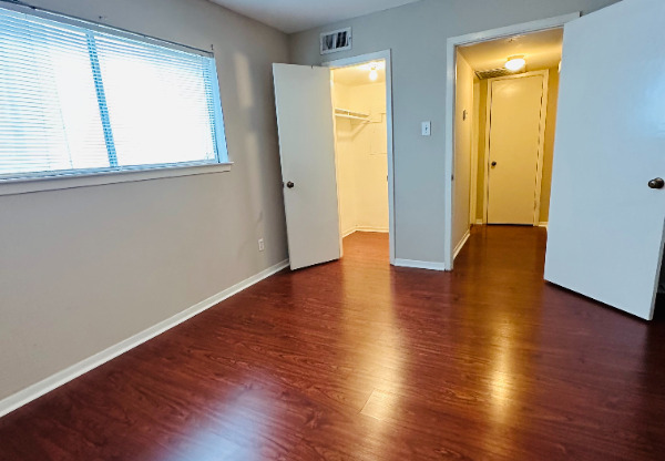 1414 Castle Ct, Houston TX 10