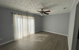 3 beds, 1.5 baths, $2,095