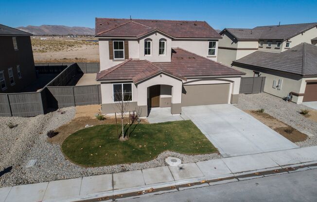 2018 Lennar smart home. 4bed/2.5bath/3car. $2,600/mo w/d and ref. included
