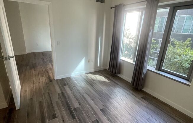 1 bed, 1 bath, $3,495