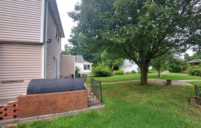 2907 BON AIR AVE
