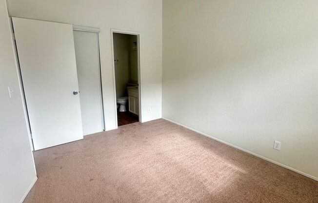 2 beds, 2 baths, 728 sqft, $2,799, Unit 25