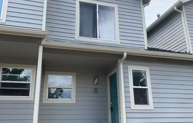 2950 Neil Dr Apt 8