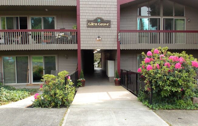 Glen Grove