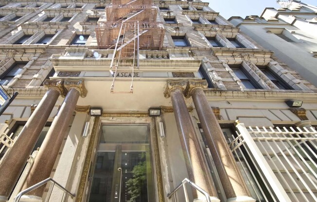 4 beds, 1.5 baths, $5,400, Unit G-2