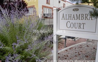 208 High St